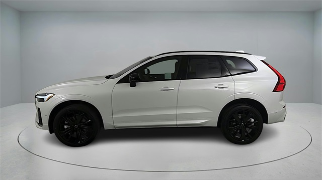 new 2026 Volvo XC60 car, priced at $69,315