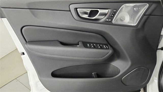 new 2026 Volvo XC60 car, priced at $69,315