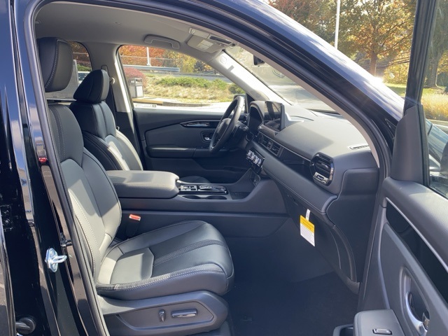 new 2026 Honda Passport car, priced at $44,414