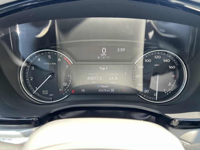 used 2022 Cadillac XT5 car, priced at $29,000