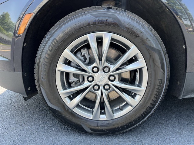 used 2022 Cadillac XT5 car, priced at $29,000