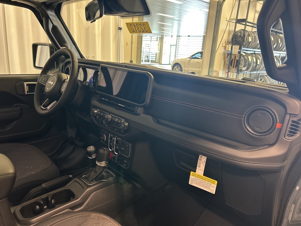new 2025 Jeep Gladiator car, priced at $53,170