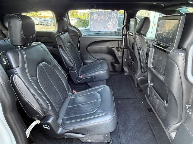 used 2019 Chrysler Pacifica car, priced at $19,307
