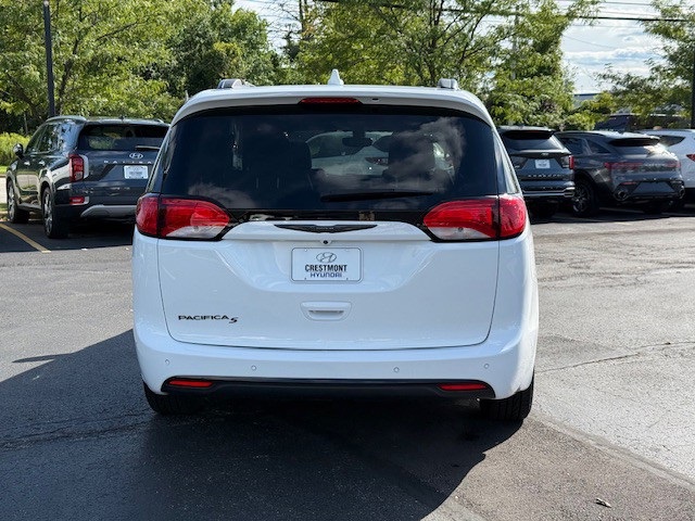 used 2019 Chrysler Pacifica car, priced at $19,307