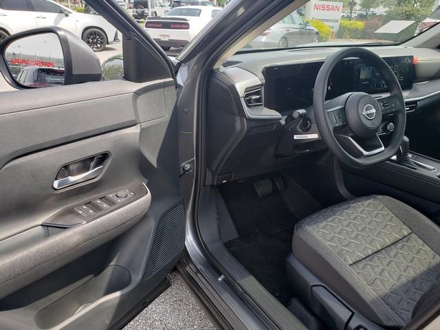 new 2025 Nissan Kicks car, priced at $25,460