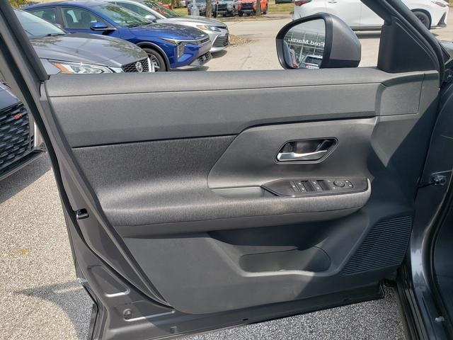 new 2025 Nissan Kicks car, priced at $25,460