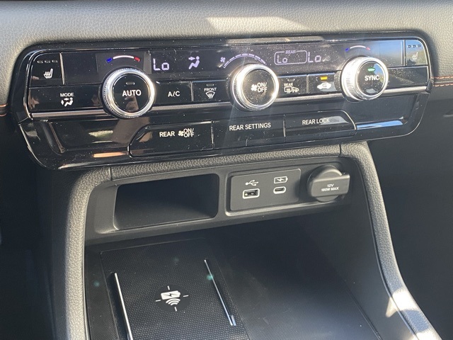 new 2025 Honda Pilot car, priced at $47,718