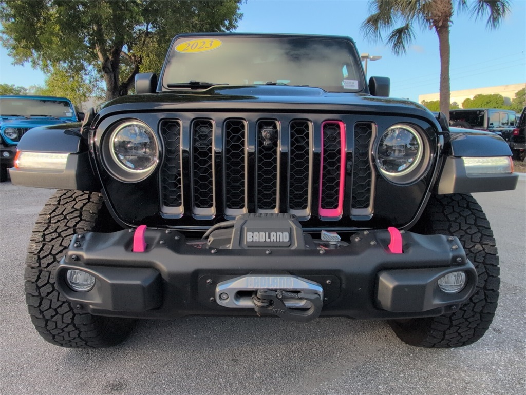 used 2023 Jeep Gladiator car, priced at $38,000