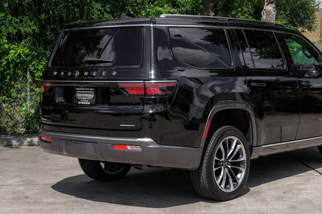 used 2022 Jeep Wagoneer car, priced at $46,976