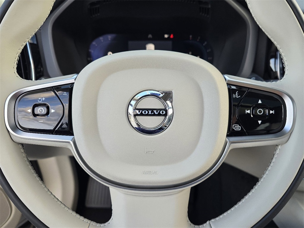 new 2025 Volvo XC60 car, priced at $51,165