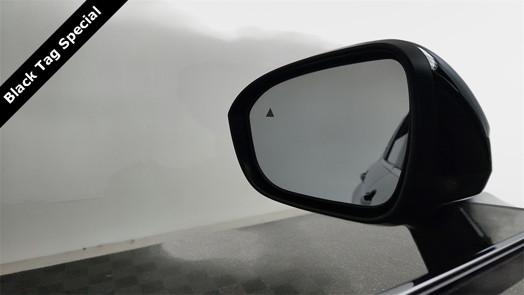 used 2024 Mitsubishi Outlander car, priced at $21,888