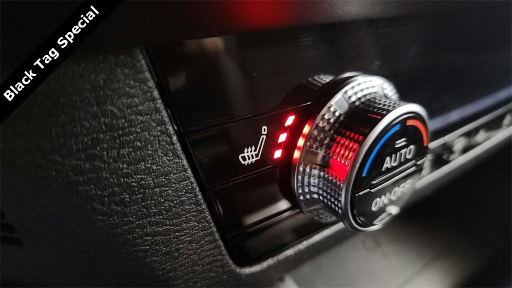 used 2024 Mitsubishi Outlander car, priced at $21,888