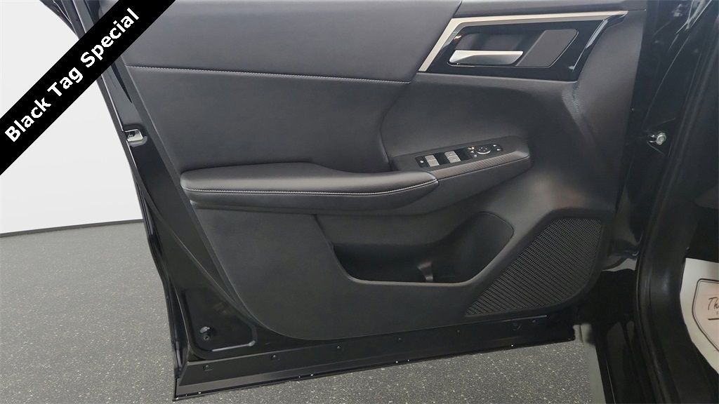 used 2024 Mitsubishi Outlander car, priced at $21,888