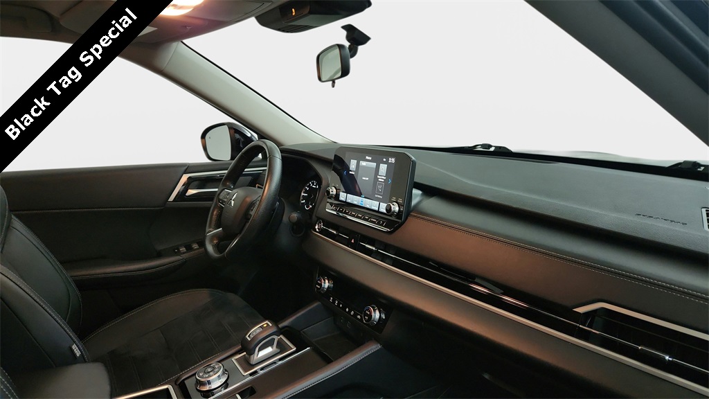 used 2024 Mitsubishi Outlander car, priced at $21,888