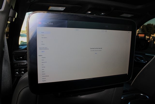 used 2023 GMC Yukon car, priced at $50,649