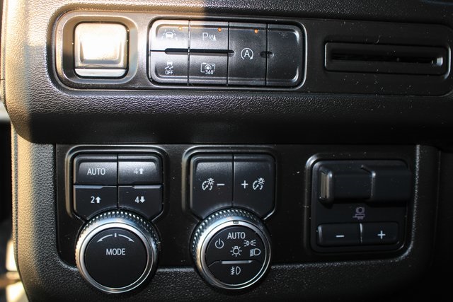 used 2023 GMC Yukon car, priced at $50,649