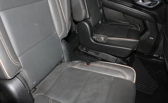 used 2023 GMC Yukon car, priced at $50,649