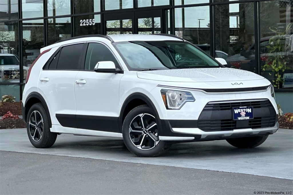 new 2025 Kia Niro car, priced at $28,755