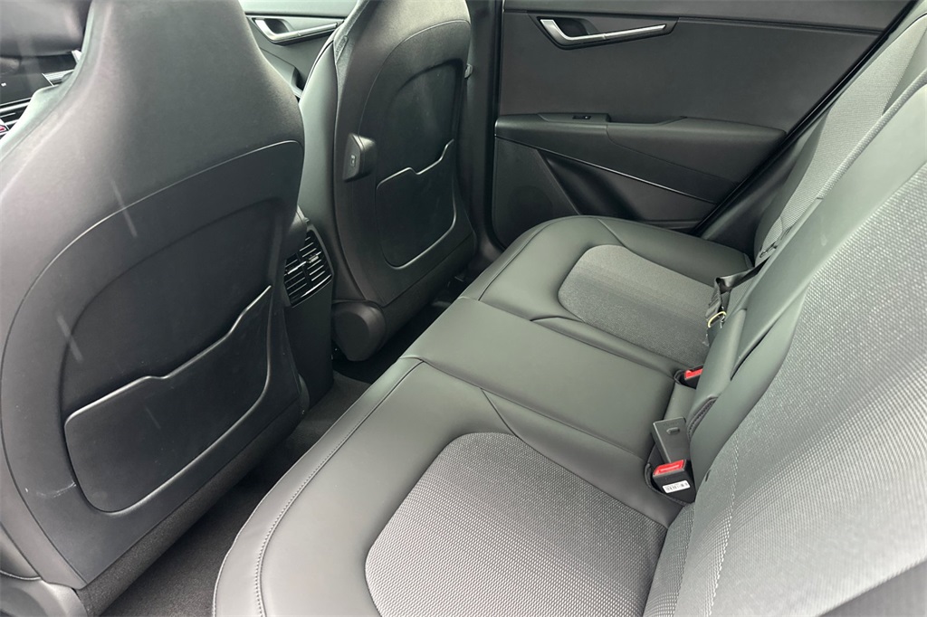 new 2025 Kia Niro car, priced at $28,755