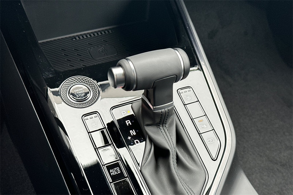 new 2025 Kia Niro car, priced at $28,755