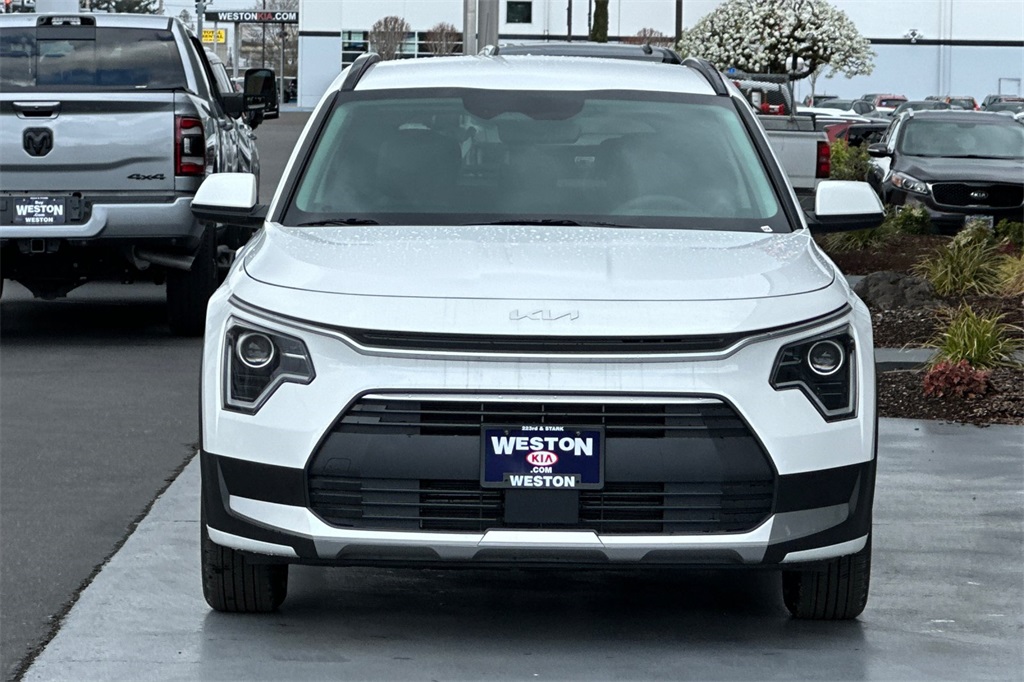 new 2025 Kia Niro car, priced at $28,755