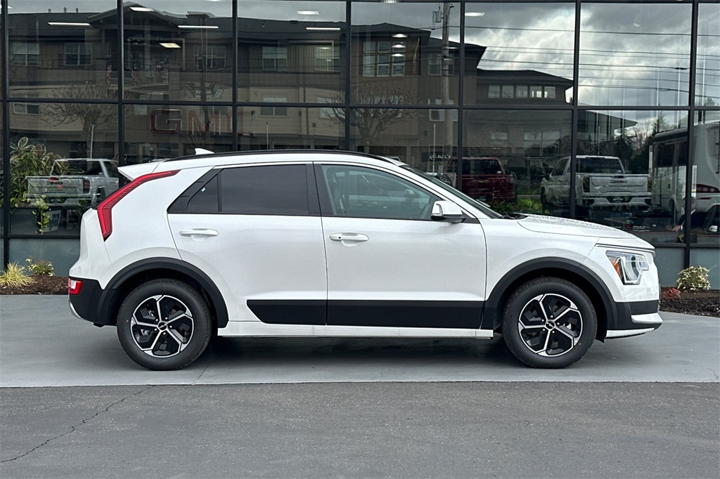 new 2025 Kia Niro car, priced at $28,755