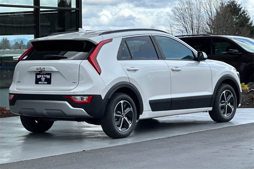 new 2025 Kia Niro car, priced at $28,755