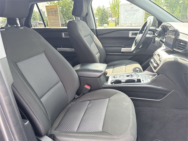 used 2022 Ford Explorer car, priced at $32,999