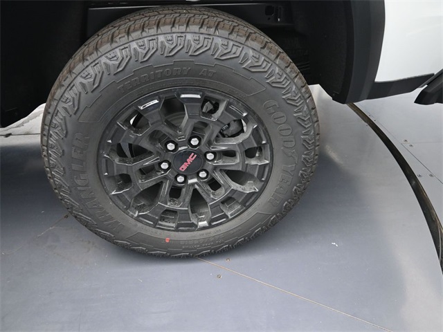 new 2026 GMC Canyon car, priced at $43,126