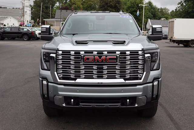 used 2025 GMC Sierra 2500HD car, priced at $80,000
