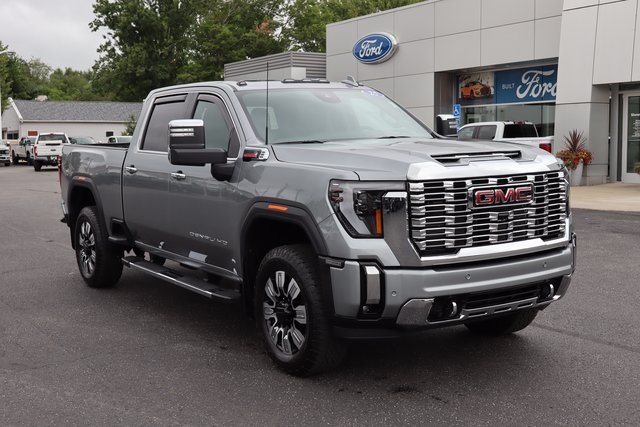 used 2025 GMC Sierra 2500HD car, priced at $80,000