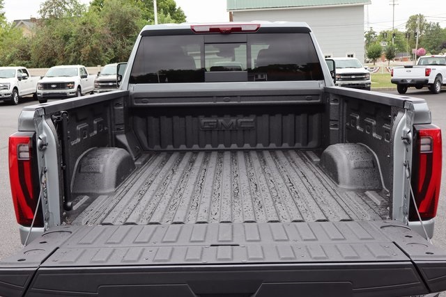 used 2025 GMC Sierra 2500HD car, priced at $80,000