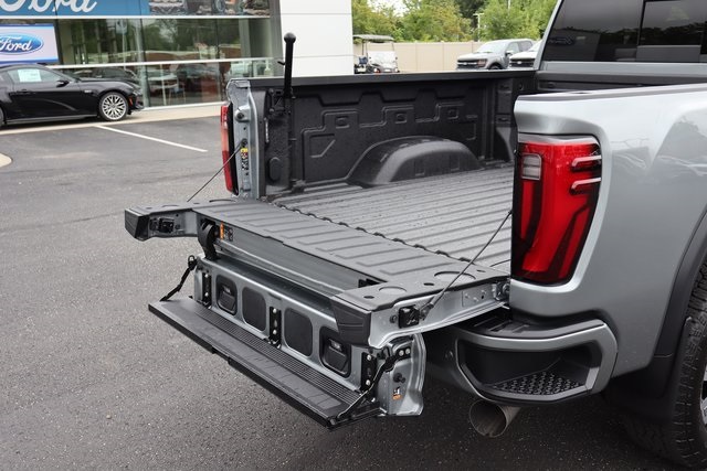 used 2025 GMC Sierra 2500HD car, priced at $80,000