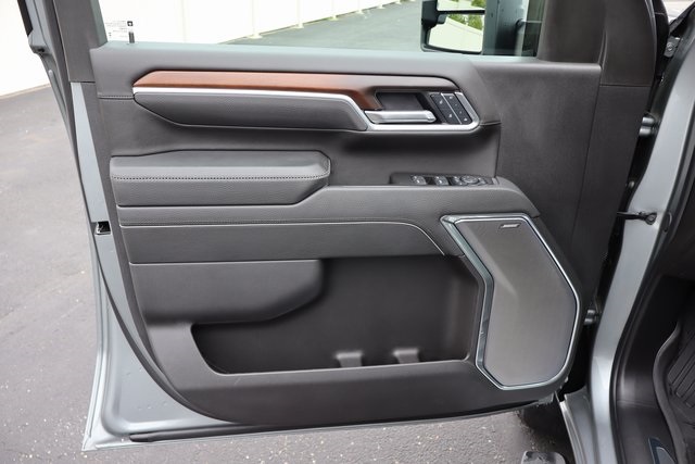 used 2025 GMC Sierra 2500HD car, priced at $80,000