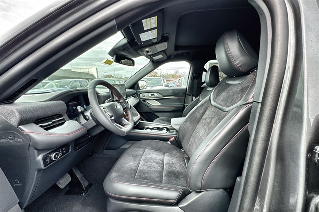 new 2025 Ford Explorer car, priced at $60,360