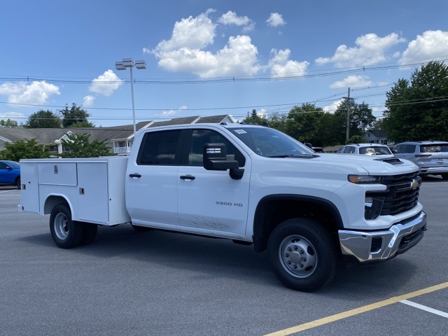 new 2025 Chevrolet Silverado 3500HD car, priced at $61,885