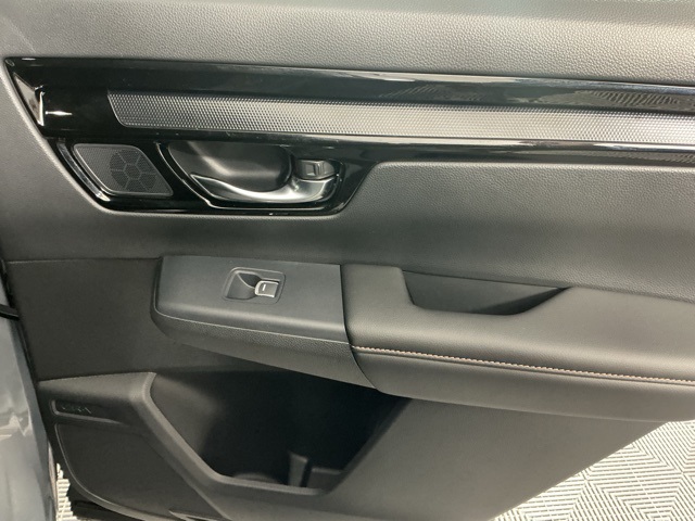 used 2025 Honda CR-V Hybrid car, priced at $39,995