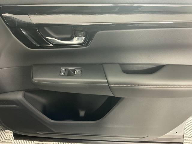 used 2025 Honda CR-V Hybrid car, priced at $39,995