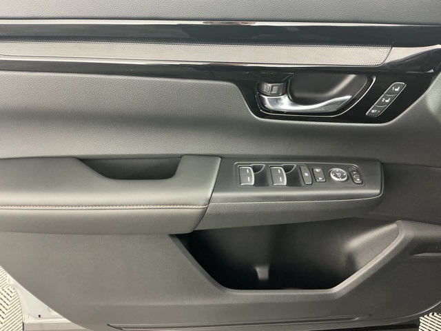 used 2025 Honda CR-V Hybrid car, priced at $39,995