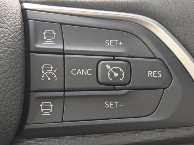 new 2025 Jeep Grand Cherokee car, priced at $34,635