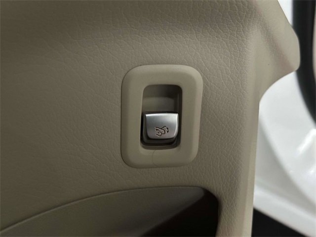 used 2022 Mercedes-Benz GLC car, priced at $32,991
