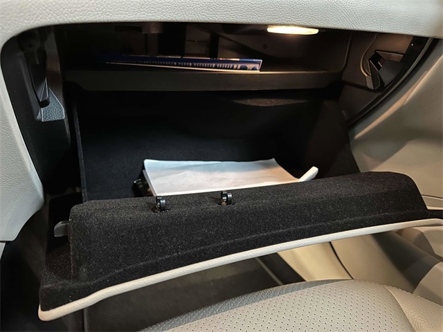 used 2022 Mercedes-Benz GLC car, priced at $32,991