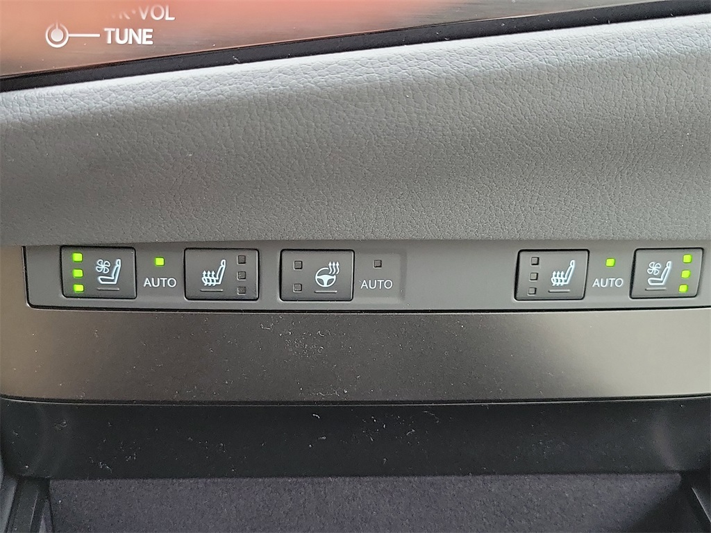 new 2025 Lexus ES car, priced at $47,854