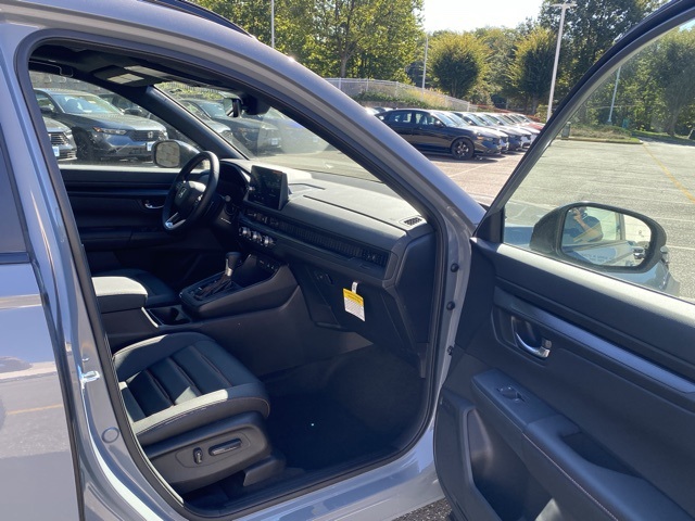 new 2026 Honda CR-V Hybrid car, priced at $40,024