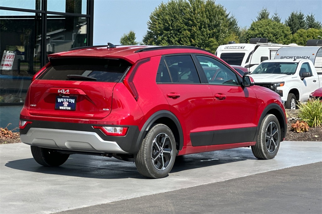 new 2025 Kia Niro car, priced at $31,830