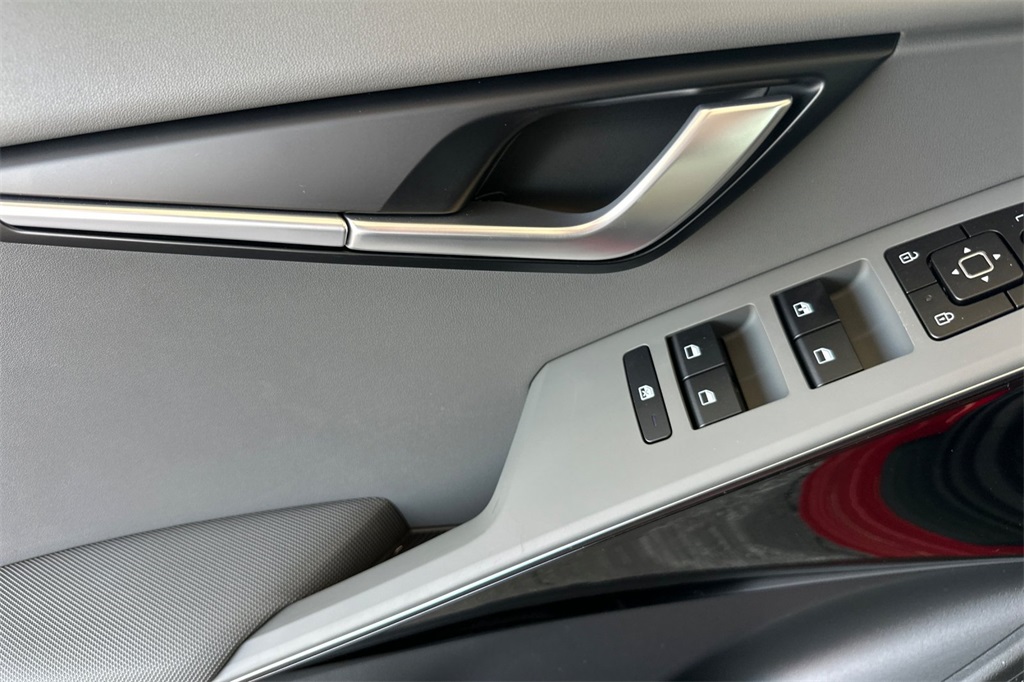 new 2025 Kia Niro car, priced at $31,830