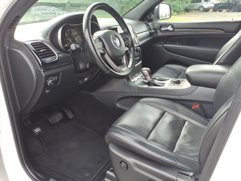 used 2020 Jeep Grand Cherokee car, priced at $25,900