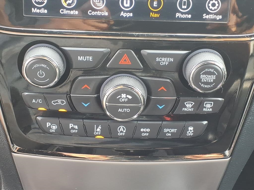 used 2020 Jeep Grand Cherokee car, priced at $25,900