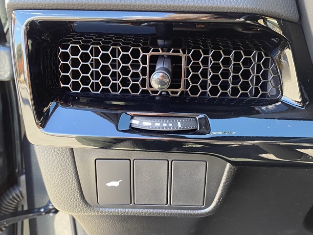 new 2026 Honda CR-V Hybrid car, priced at $41,515