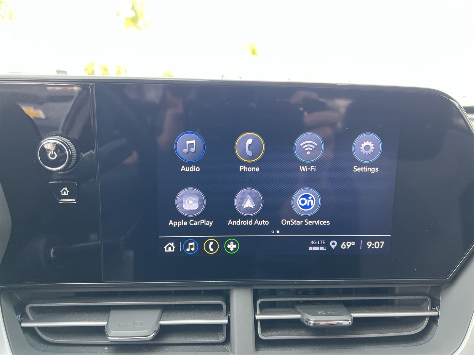 used 2024 Chevrolet Trax car, priced at $23,991